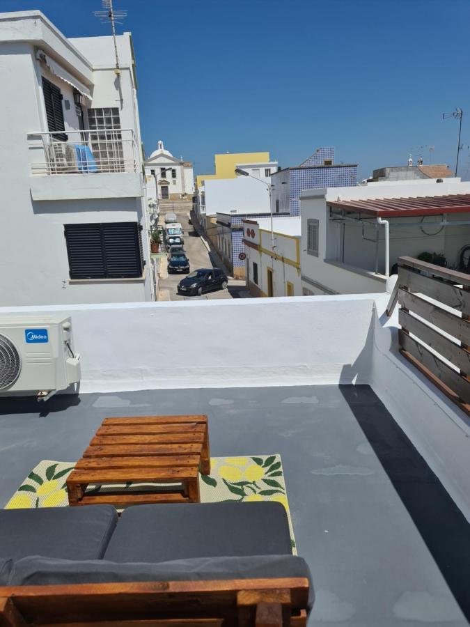 Different House Holidays Fuzeta Bagian luar foto
